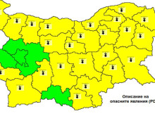 Жълт код за опасни горещини в 24 области в страната