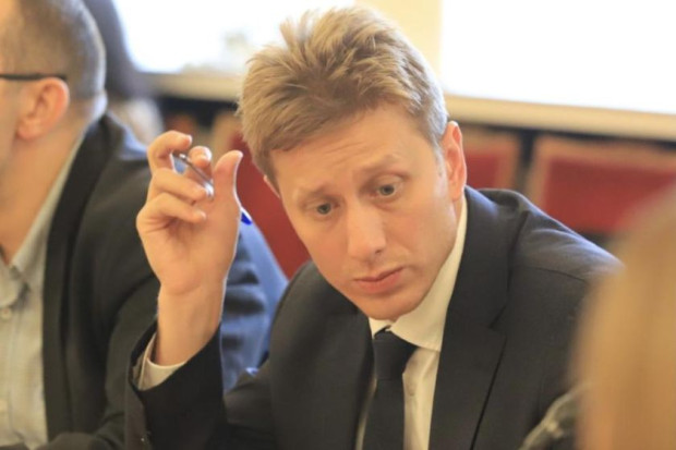 Народният представител от ПП ДБ Ивайло Шотев е подал оставка