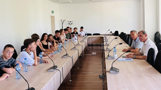 </TD
>За втори път ученици от Болградската община, Украйна, посещават Бургас.
