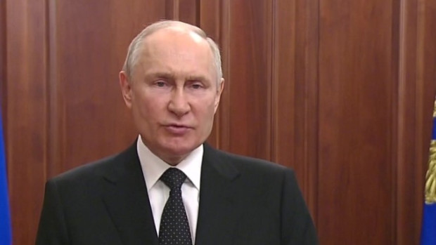 Руският президент Владимир Путин удължава до 31 декември 2025 г.