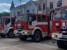 Двама души са с тежки изгаряния след пожар в камион