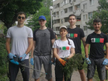 Младежката организация на "Възраждане" обнови емблематичен парк в район "Овча купел"