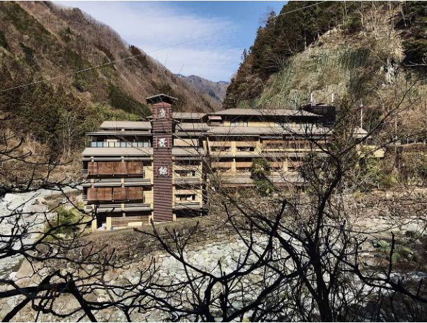 Ще откриете най стария хотел в света в японската префектура