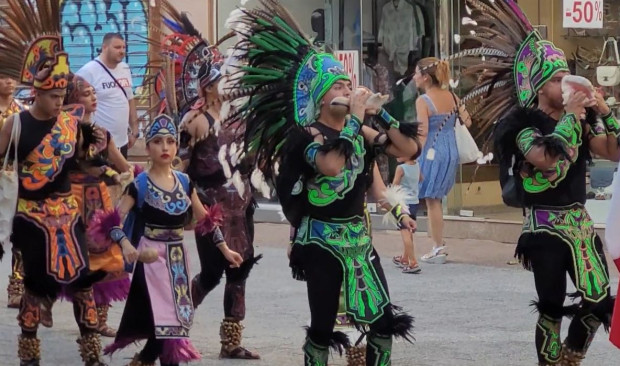 </TD
>С шествие по Главната улица в Пловдив стартира най-чаканият фестивал