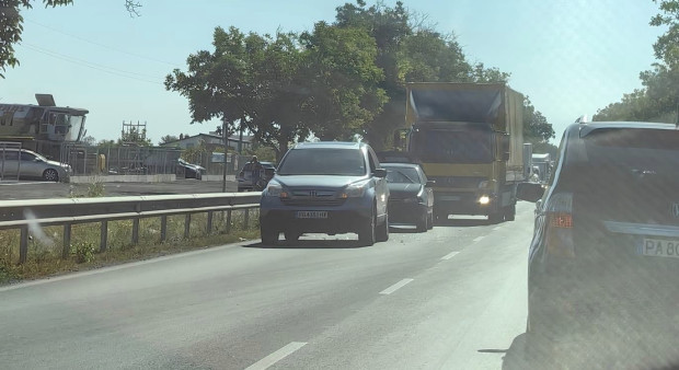 TD Катастрофа затруднява движението на пътния възел на пътя Пловдив