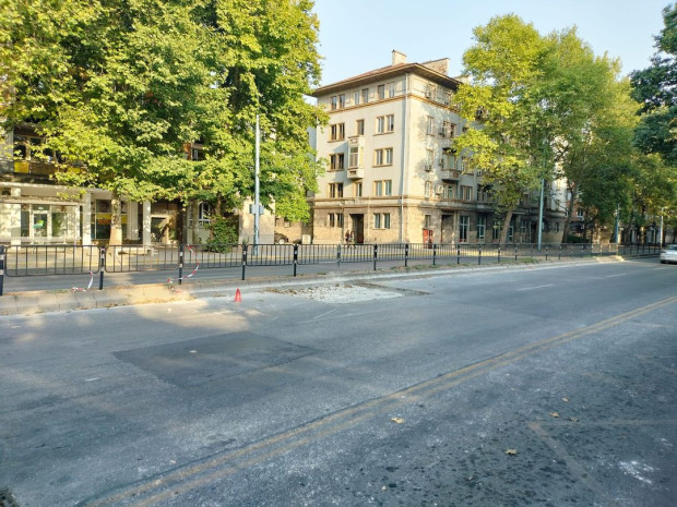 TD Асфалтът на булевард Цар Борис III Обединител отново е разрязан