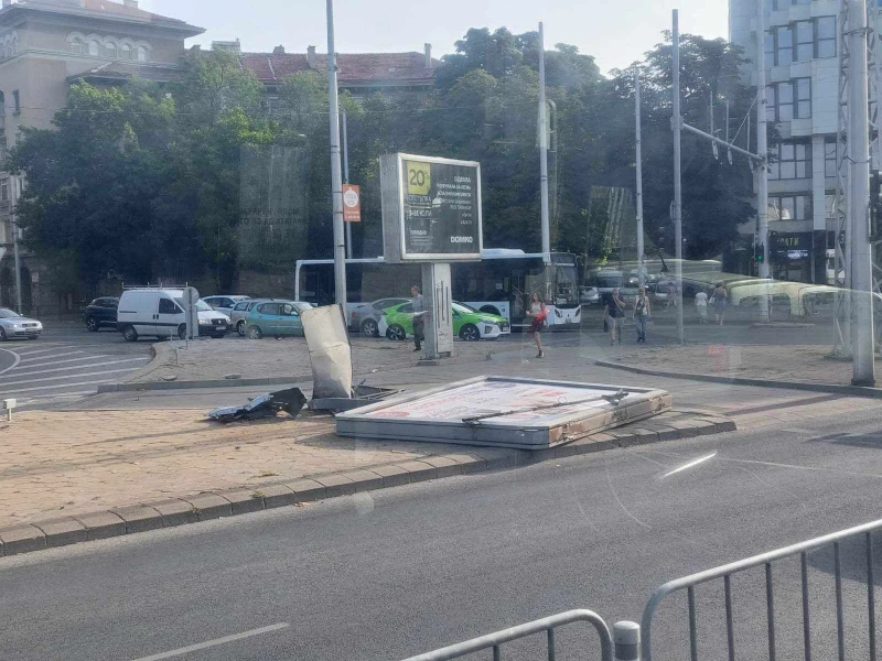 Вижте какво сътвори на Сточна гара неопитно момченце