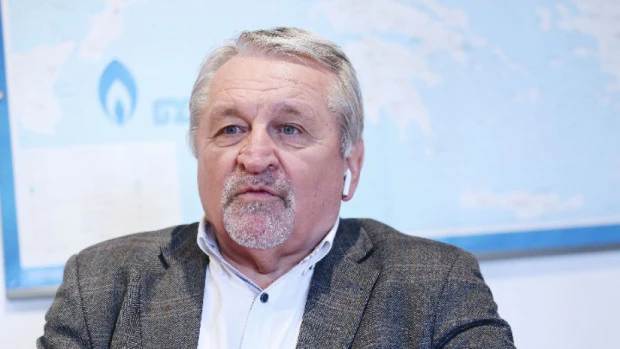 Иван Хиновски: Решението за прекратяване на концесията на държавата с "Лукойл" е политическо