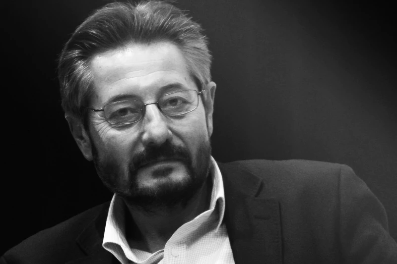 Проф. Георги Каприев: Темата за националния празник не е конституционна тема