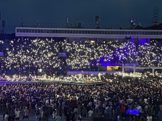 Снощи беше концертът на Imagine Dragons на стадион Васил Левски