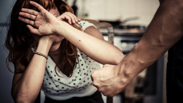 Близо 300 случаи на домашно насилие годишно регистрират във Варна