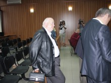 Марин Йосифов обжалва отстраняването си от длъжност
