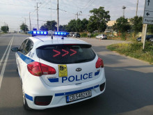 Задържаха крадци на телефон в Сливен