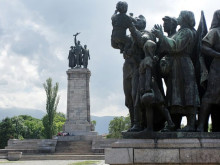 Промениха собствеността на Паметника на съветската армия