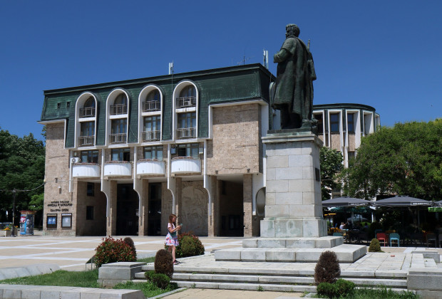 TD Община Благоевград започва обновяване на емблематичната сграда на Камерна опера