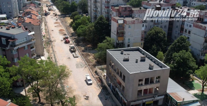 Стесняването на част от ул. "Даме Груев" в Пловдив съвсем не е визуална илюзия