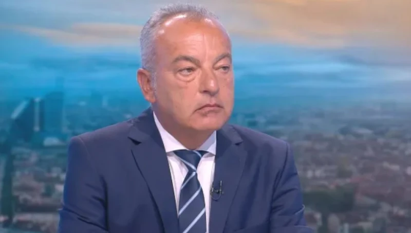 Гълъб Донев: Вече два месеца правителството на Денков "разлайва кучетата"