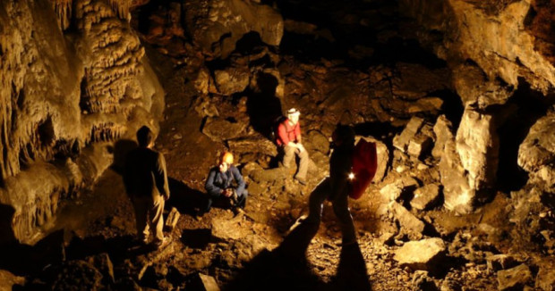 Колкина дупка е най дълбоката и най дългата пещера в България Sofia24 bg