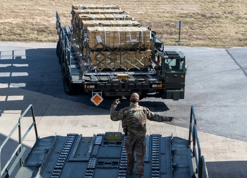 НБУ: Военната помощ за Украйна има положителен ефект върху БВП на страните партньори