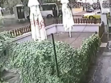 Ето го момента на ПТП-то с автобус! Пловдивчанка: Един си бе сложил телефона на кормилото и гледаше клипчета как се готви