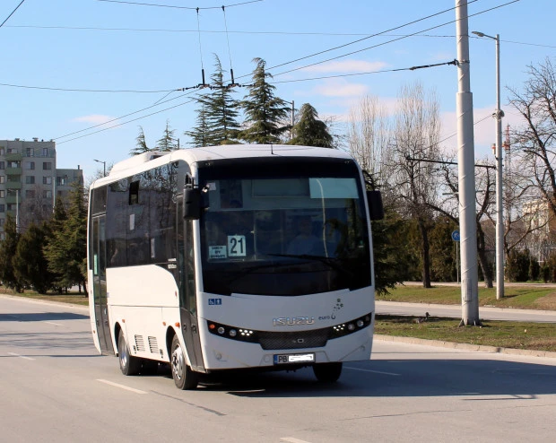 Автобус катастрофира в Девин, пътничка е леко ранена