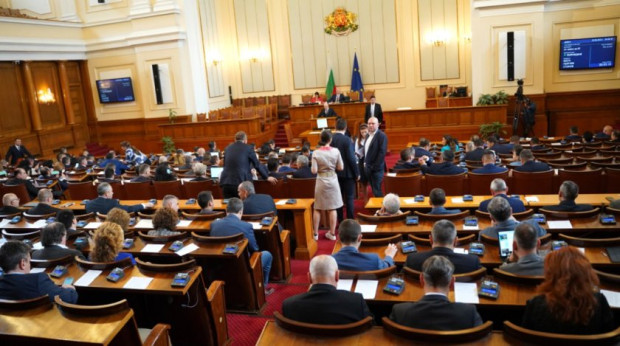 Парламентът отхвърли от ветото на президента върху Закона за съдебната