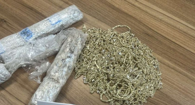 Митническите служители на Митнически пункт Капитан Андреево откриха 24 396 грама сребърни