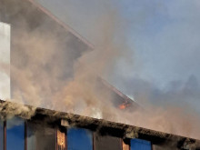 Първи снимки от огнената стихия, обхванала еко хотел "Здравец"