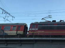 Незагасена цигара е запалила бързия влак София - Варна