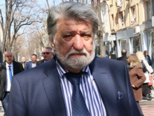 Вежди Рашидов е внесъл оставките си в деловодството на парламента
