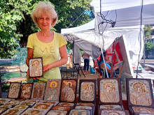 Икони с полускъпоценни камъни - хит на арт фестивала "Сръчко" във Варна