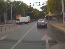 Неграмотни шофьори вилнеят в Пловдив