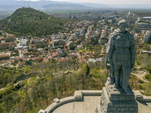 Историк за Альоша: Няма как да подкрепя премахването на който и да е паметник
