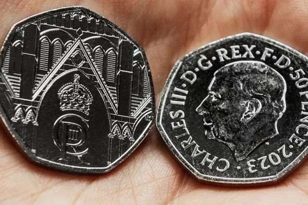 Във Великобритания пускат специални монети с коронацията на Чарлз III