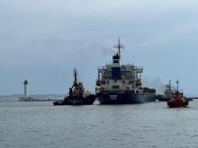 Украйна отвори коридори в Черно море за търговски кораби