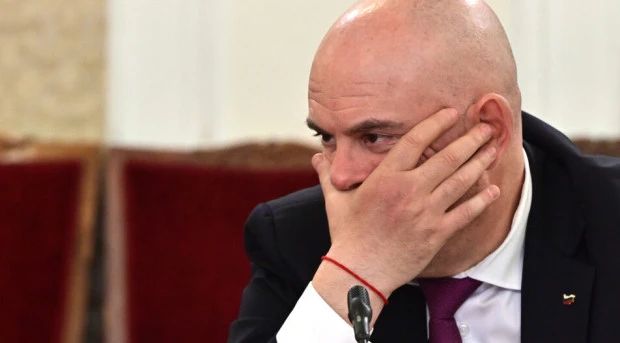Гешев обжалва пред ВАС отказите да бъде преназначен като прокурор, а след това да бъде гласувана оставката му