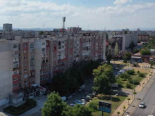 Изграждат нови тротоари в район "Надежда" в София