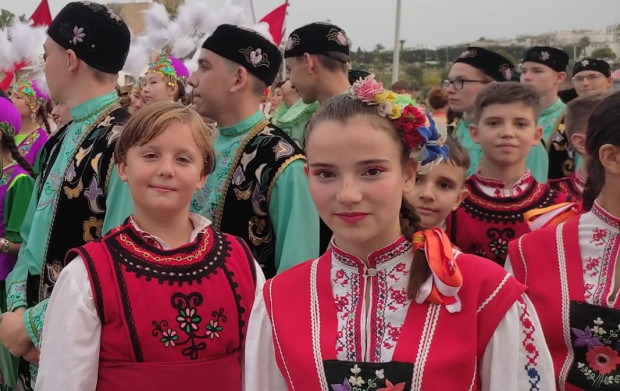 TD На XV Международен фолклорен фестивал Децата на мира представителният фолклорен