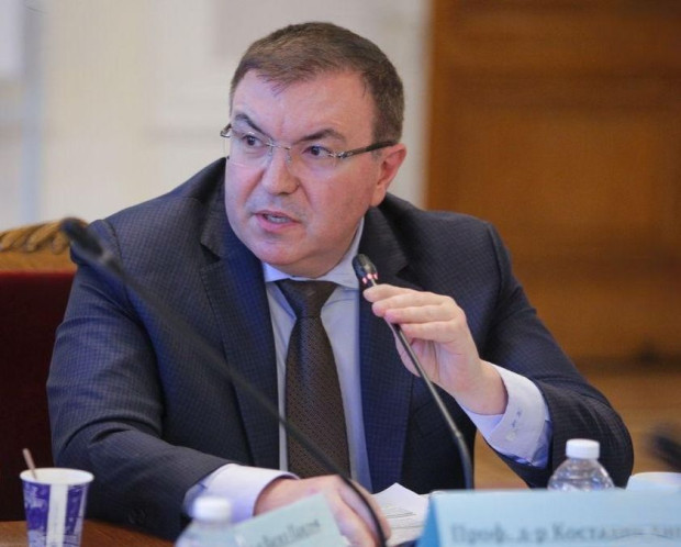 Председателят на Комисията по здравеопазване в Народното събрание проф. Костадин