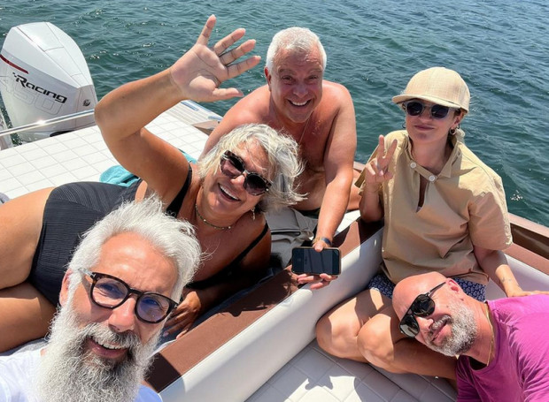 Марта Вачкова чукна 64 години на морето Тя посрещна празника