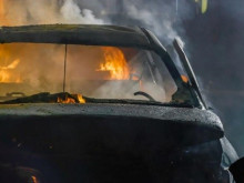 Кола с газова уредба изгоря като факла