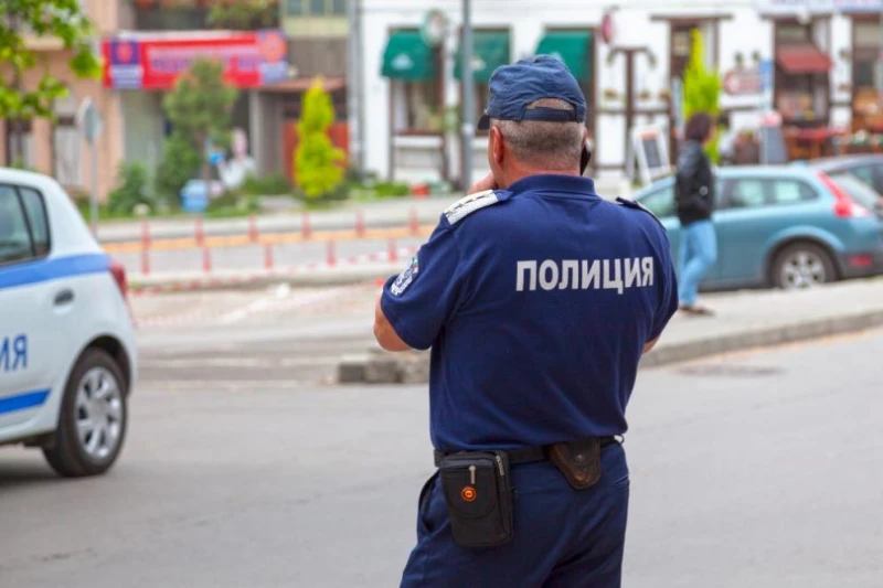 Опит за отвличане в плевенско село, опитали да натъпчат човека в кола