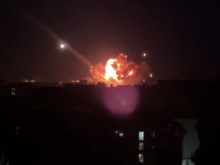 В мрежата се появи видео от съкрушителен руски троен ракетен удар по завода Южмаш в Днепър