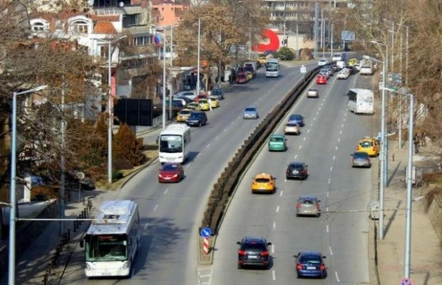 За работа в Пловдив всеки ден пътуват 34 хиляди души