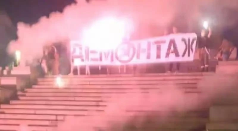 Депутат от Пловдив с остър коментар за махането на паметници