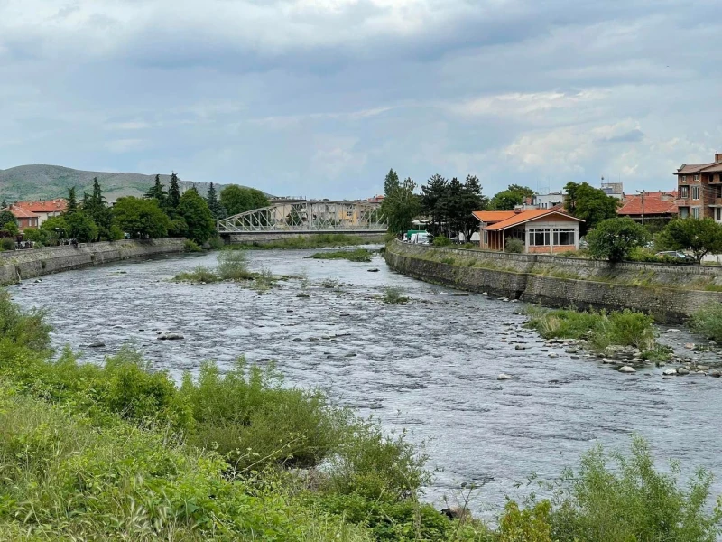 Потрошиха водоема на Кричим, кметът дава парична награда за информация за вандалите