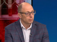 Йордан Божилов: Няма данни задържаните за шпионаж българи да са имали връзка с лица у нас