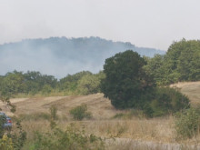 Трима пожарникари са пострадали при гасенето на огъня край бургаското село Кубадин