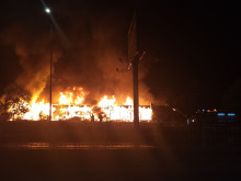 Три пожара за два дни в района на Циркова площадка във Варна, всички бараки са унищожени