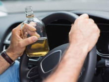 Неправоспособен шофьор с 2,82 промила алкохол е задържан в Разградско